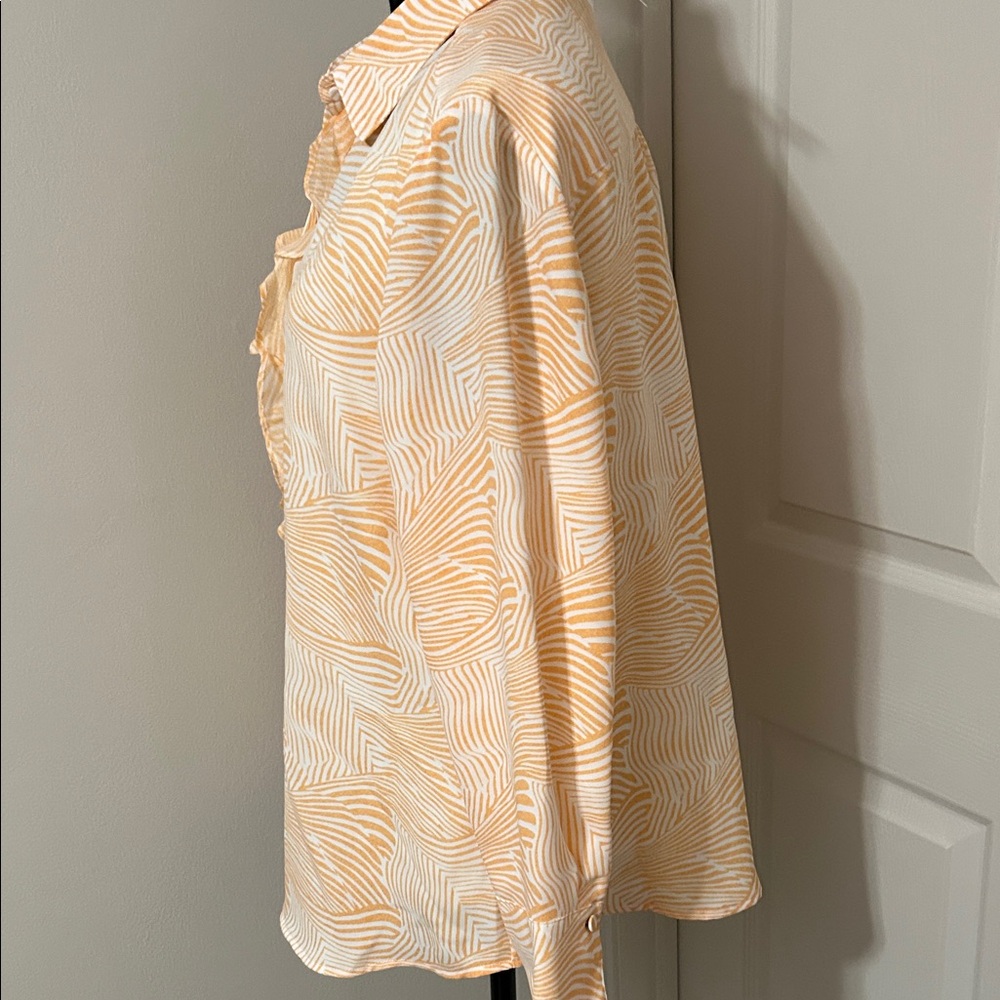 Chico's Size 2 (regular L) Cream and Orange Patterned Blouse - Picture 3 of 8